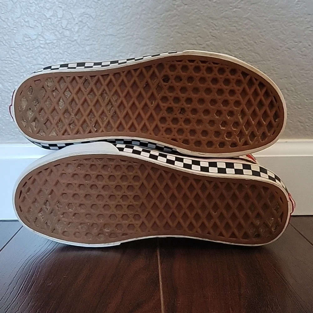Custom vans - Picture 6 of 7